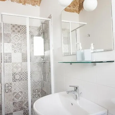 Sleeps 16 With Pool And Air Con Βίλα Racale