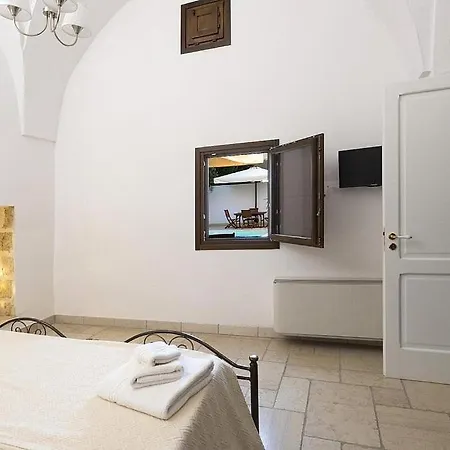 Sleeps 16 With Pool And Air Con Βίλα *